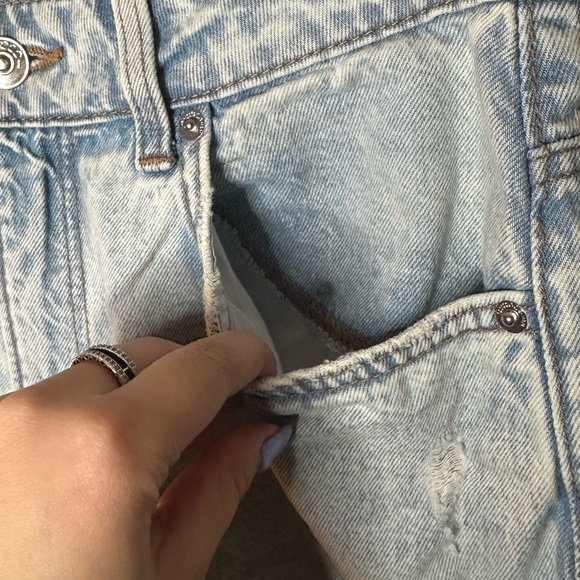 H&M High Rise Dad Bermuda Shorts in Light Wash - Picture 5 of 7